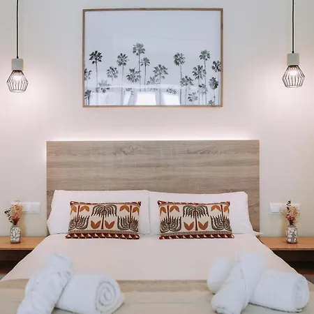 Estelles Close To Apartamento Valencia