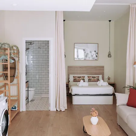 Estelles Close To Apartamento Valencia